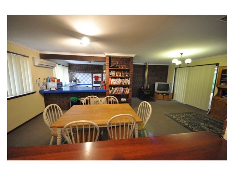 6 Stone Court, Bibra Lake WA 6163