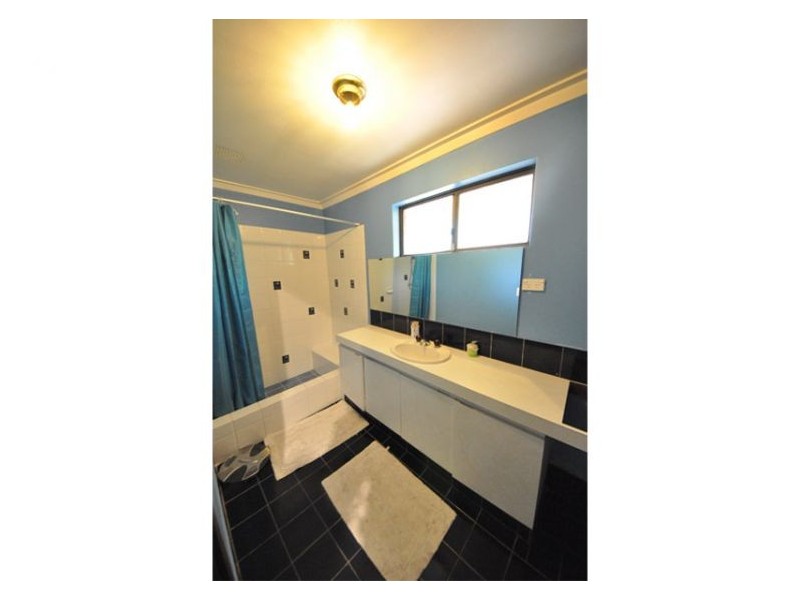 6 Stone Court, Bibra Lake WA 6163