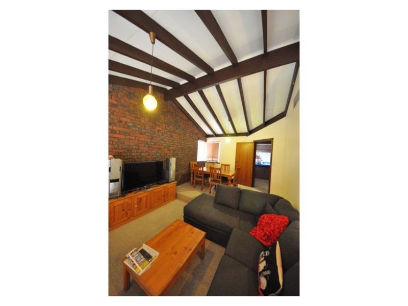 6 Stone Court, Bibra Lake WA 6163