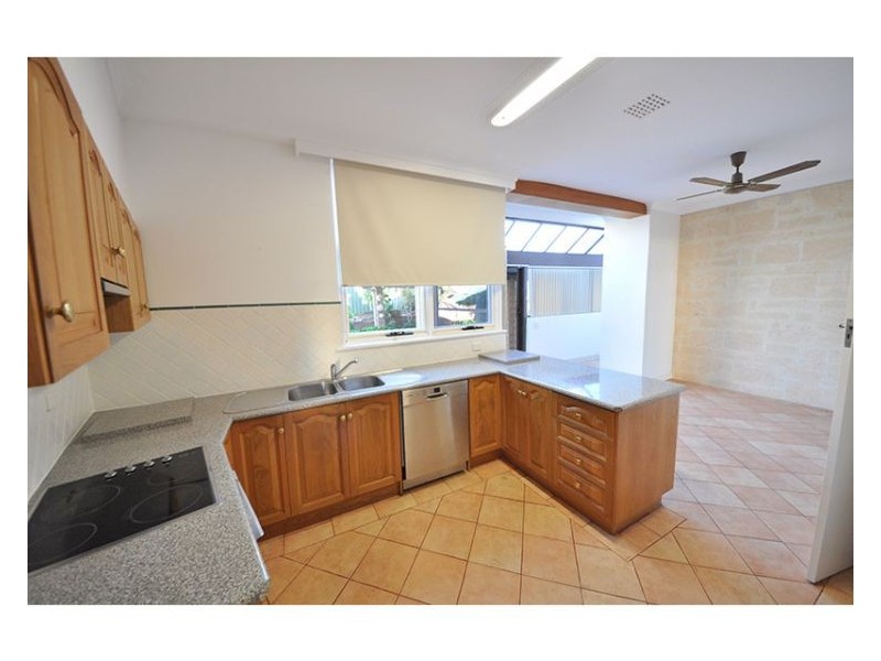 28 Malsbury Street, Bicton WA 6157