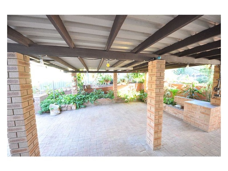 28 Malsbury Street, Bicton WA 6157