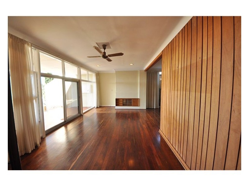 28 Malsbury Street, Bicton WA 6157