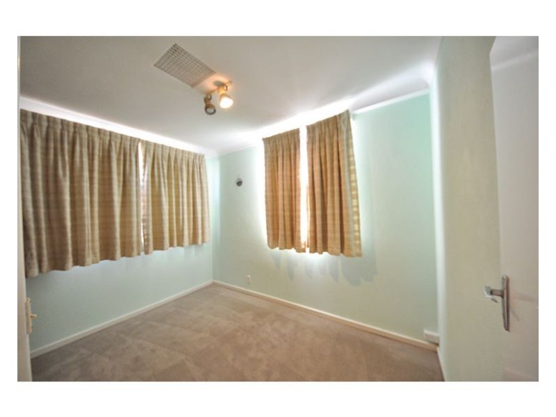 28 Malsbury Street, Bicton WA 6157