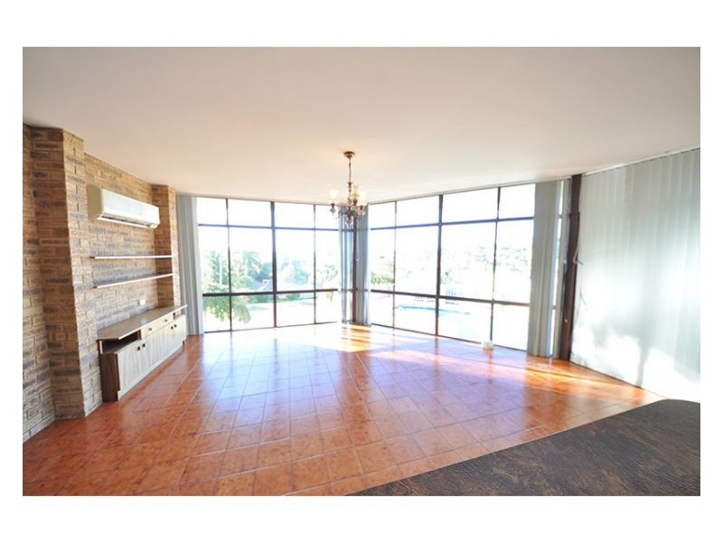 28 Malsbury Street, Bicton WA 6157