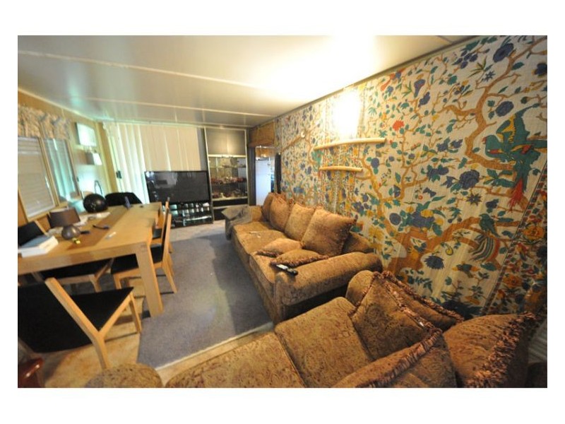 110 Nulagine Way, Coogee WA 6166