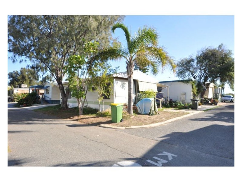 110 Nulagine Way, Coogee WA 6166