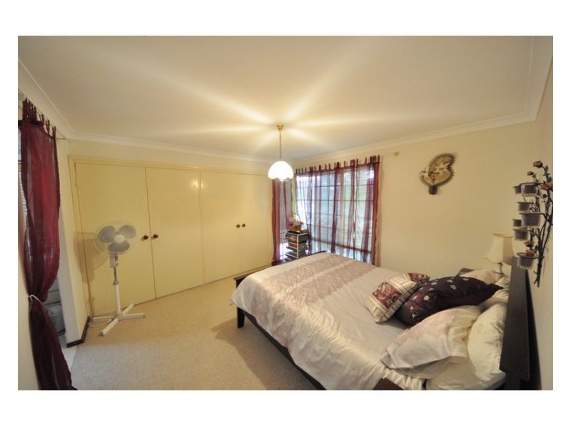 35 Jackson Avenue, Winthrop WA 6150