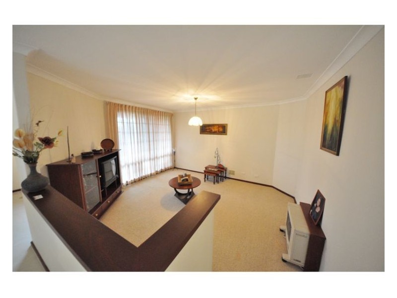 35 Jackson Avenue, Winthrop WA 6150