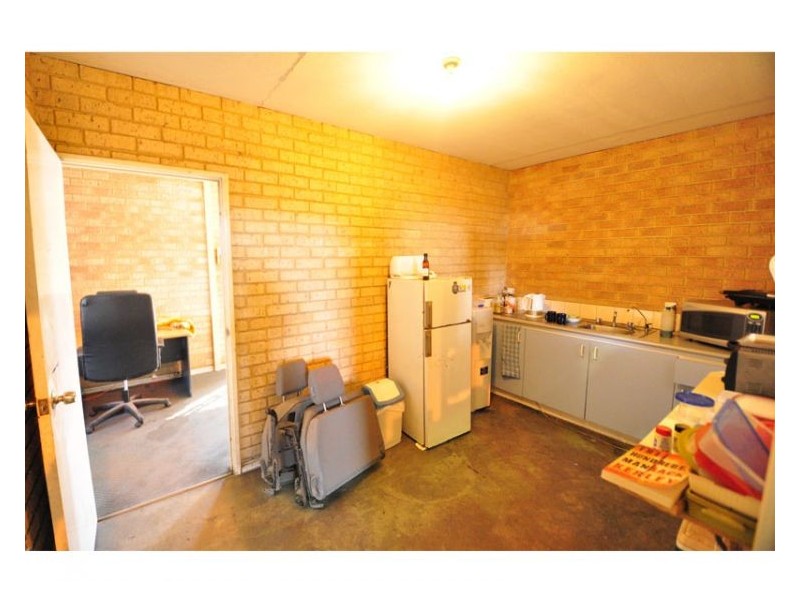 9/32 Beach Street, Kwinana Beach WA 6167