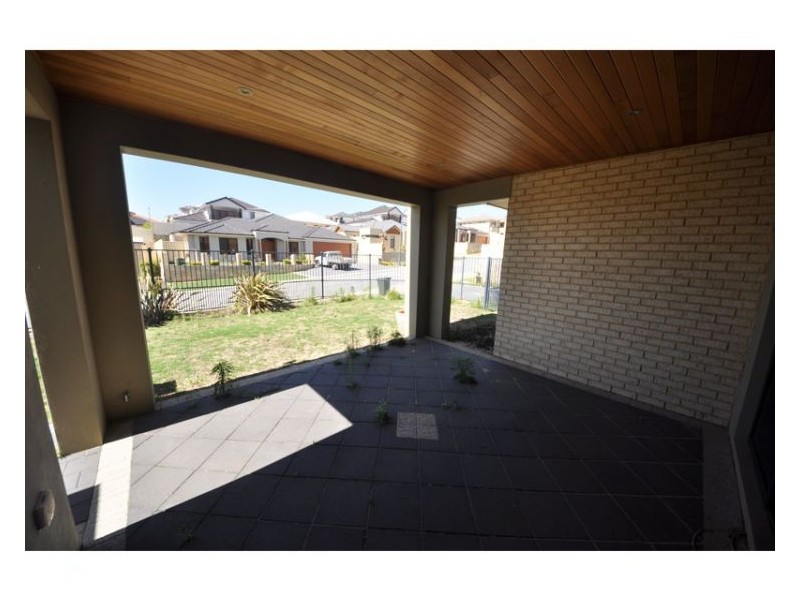 1 Dugong View, Yangebup WA 6164