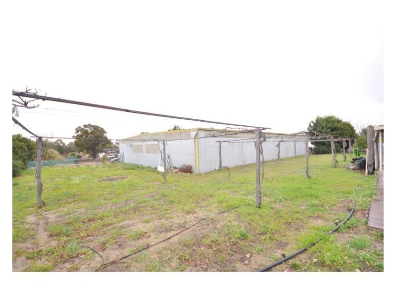 198 Henderson Road, Munster WA 6166