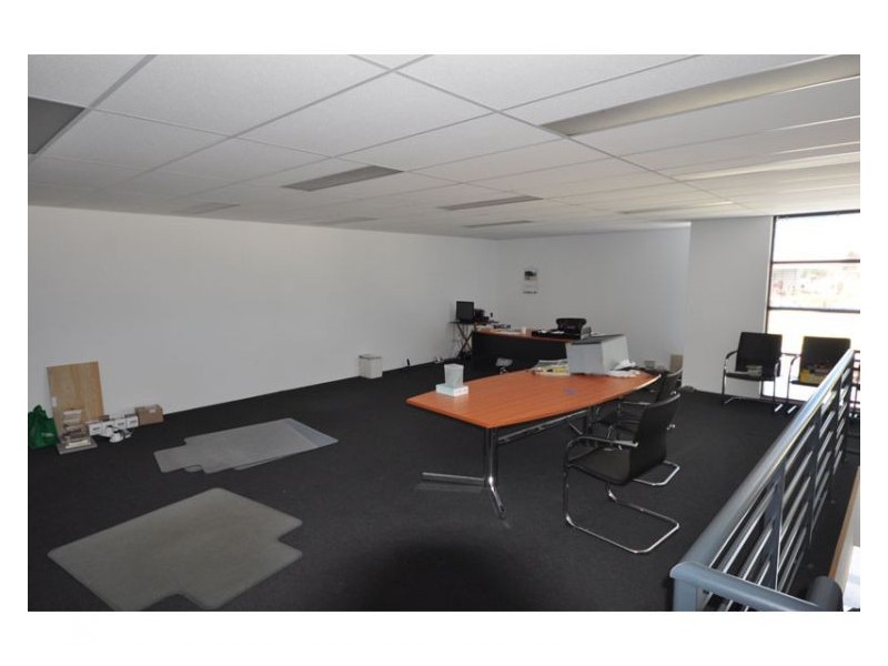 2/453 Yangebup Road, Yangebup WA 6164