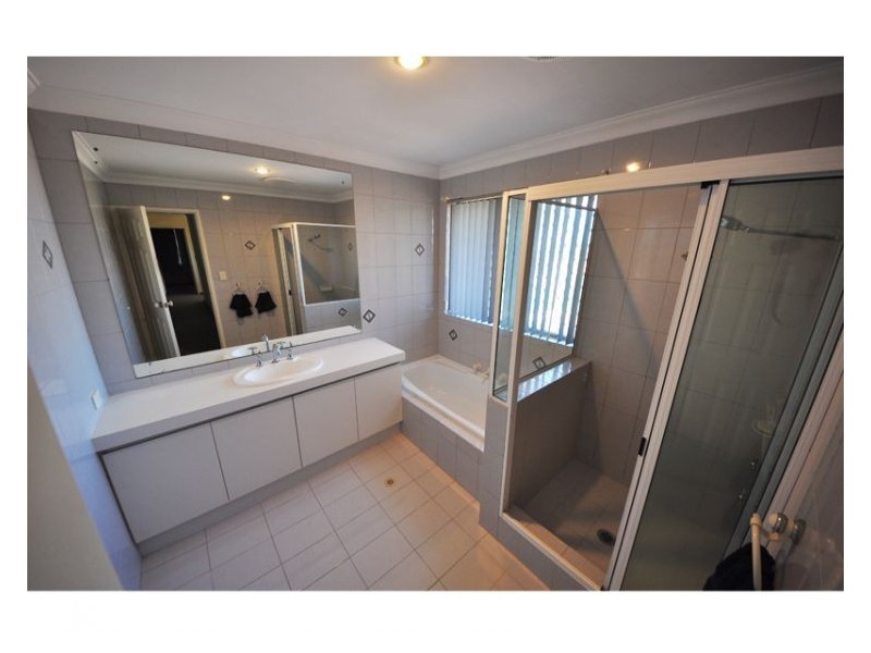 2 Korel Place, Coogee WA 6166