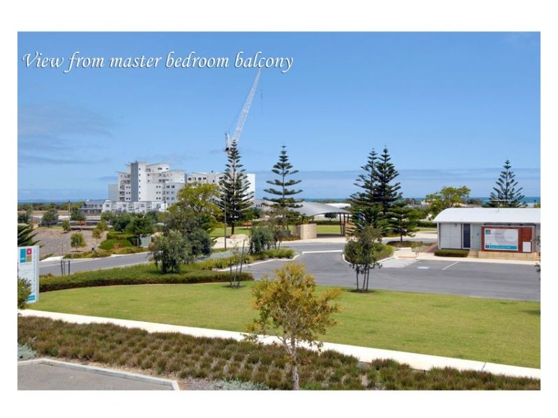 27 Heirisson Way, North Coogee WA 6163