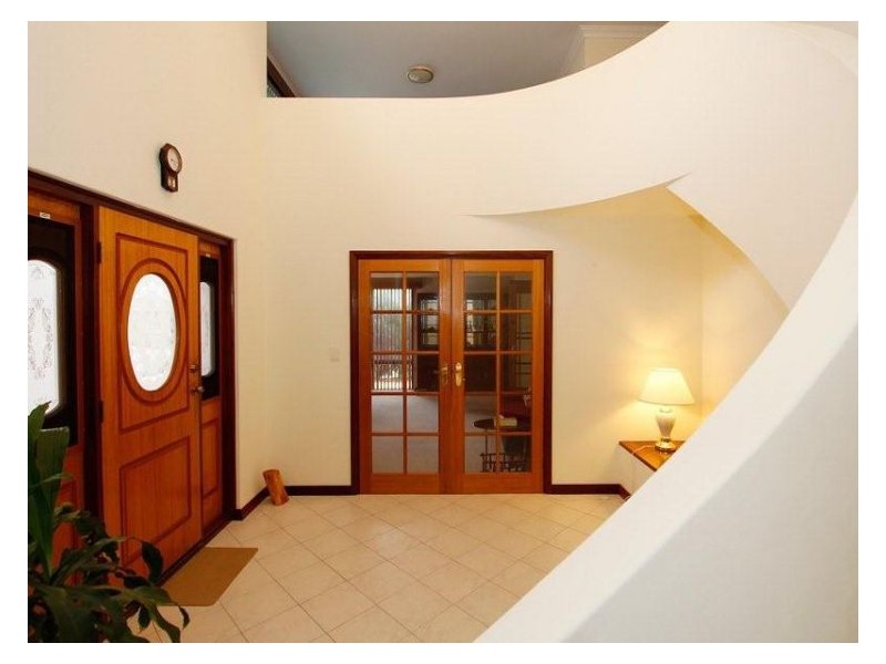2 Korel Place, Coogee WA 6166