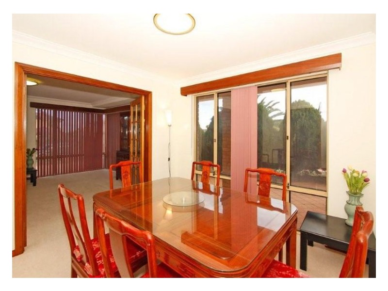 2 Korel Place, Coogee WA 6166