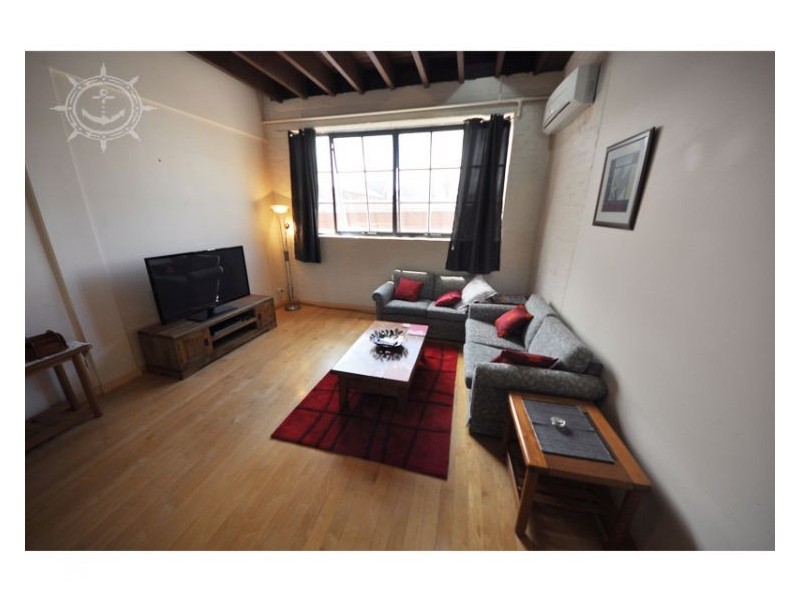 32/13 Cantonment Street, Fremantle WA 6160