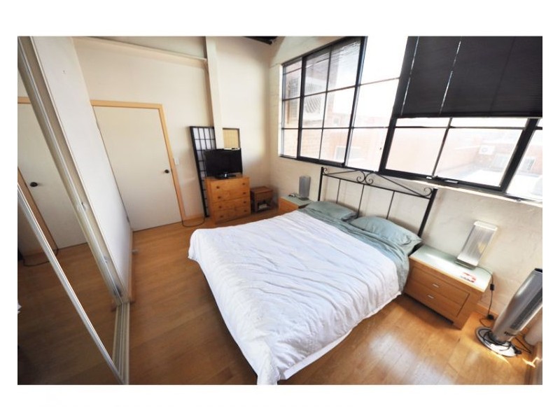 32/13 Cantonment Street, Fremantle WA 6160