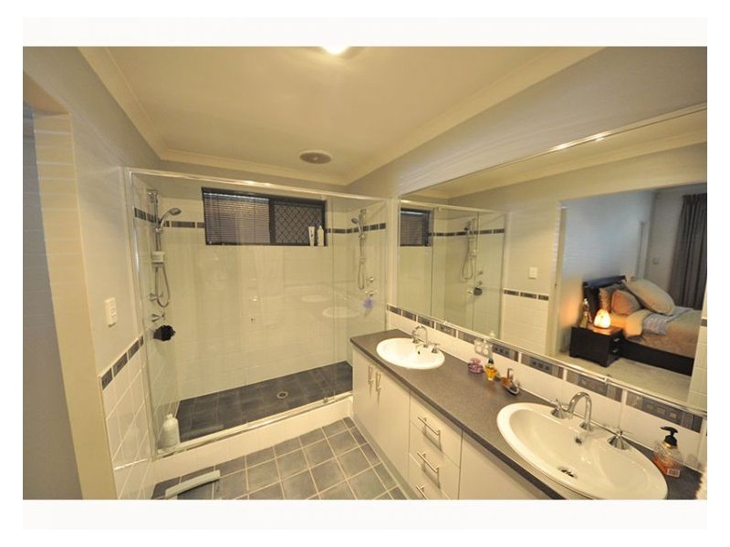 63 Concord Terrace, Atwell WA 6164