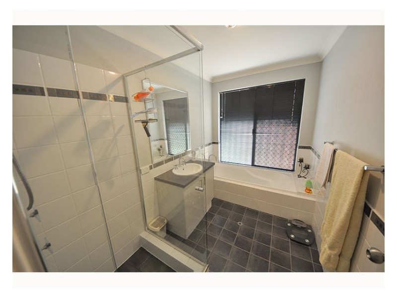 63 Concord Terrace, Atwell WA 6164