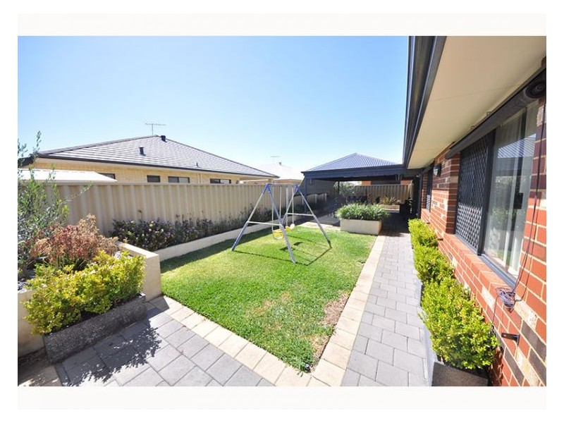 63 Concord Terrace, Atwell WA 6164