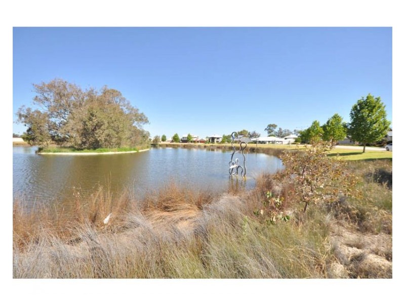 63 Concord Terrace, Atwell WA 6164