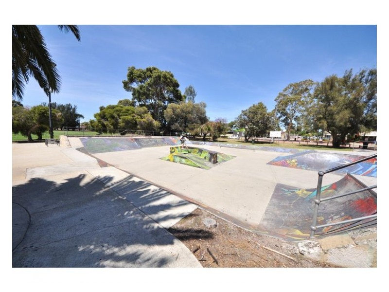 8 Silvertop Terrace, Willetton WA 6155