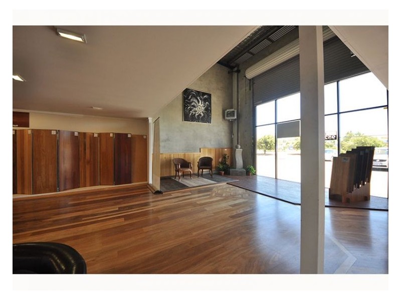 8/2 Smeaton Way, Rockingham WA 6168