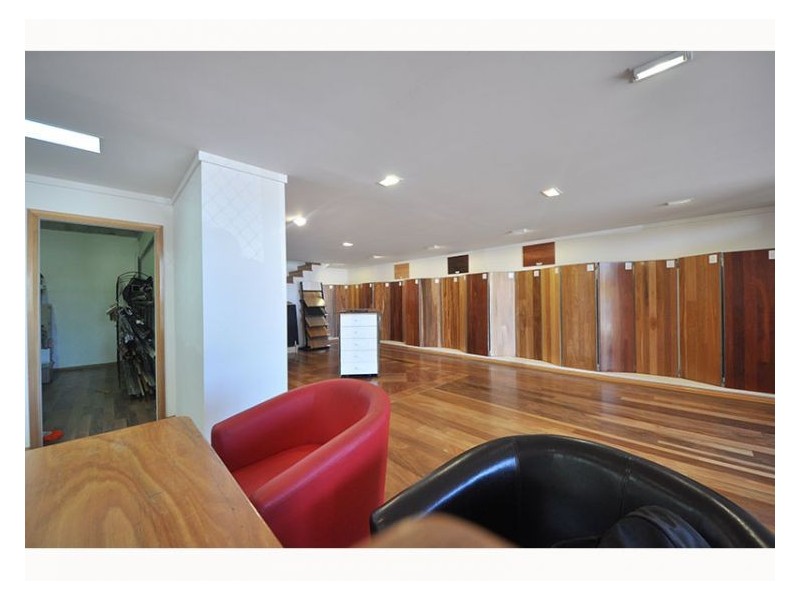 8/2 Smeaton Way, Rockingham WA 6168