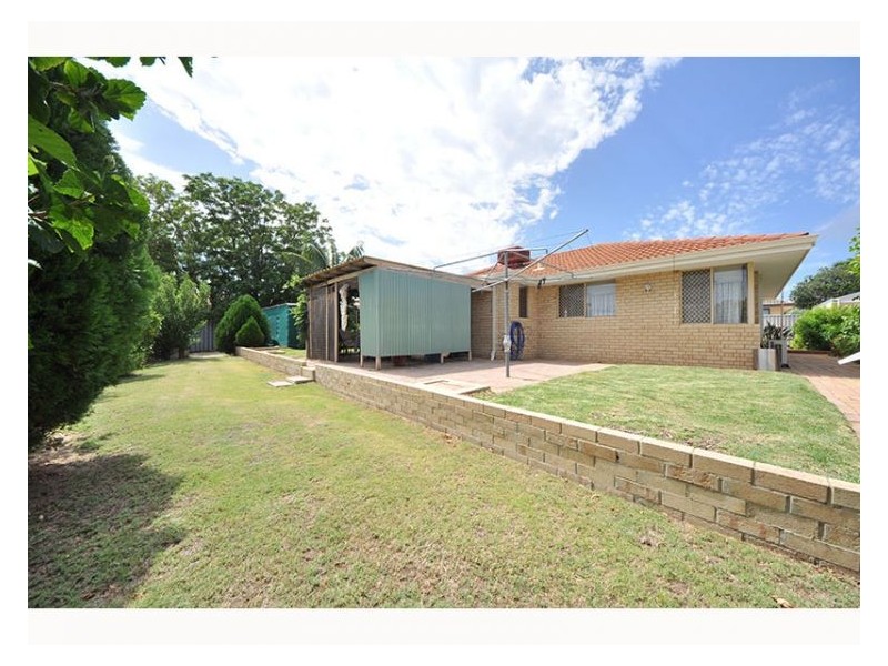 31A Lee Ave, Hilton WA 6163