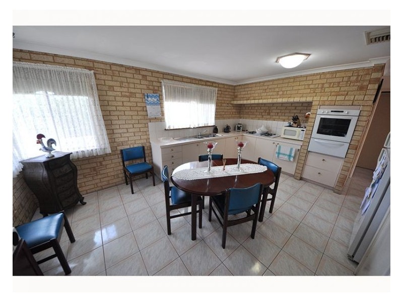 31A Lee Ave, Hilton WA 6163