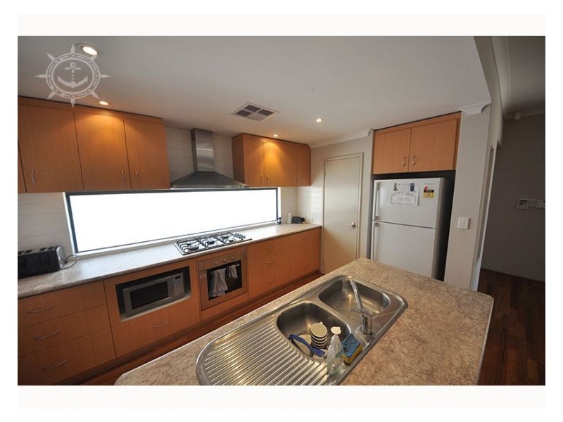 40 Bayview Tce, Yangebup WA 6164