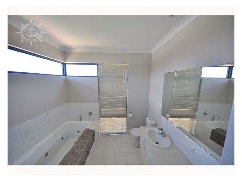 40 Bayview Tce, Yangebup WA 6164