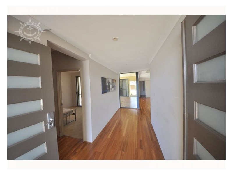 40 Bayview Tce, Yangebup WA 6164