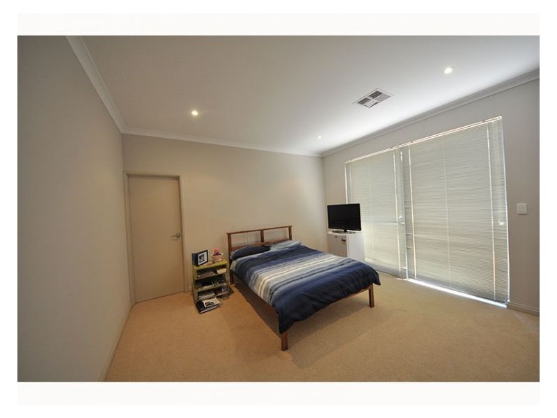 40 Bayview Tce, Yangebup WA 6164