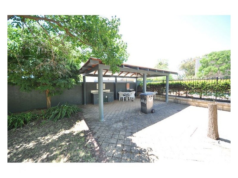 3/80 Fifth Road, Armadale WA 6112