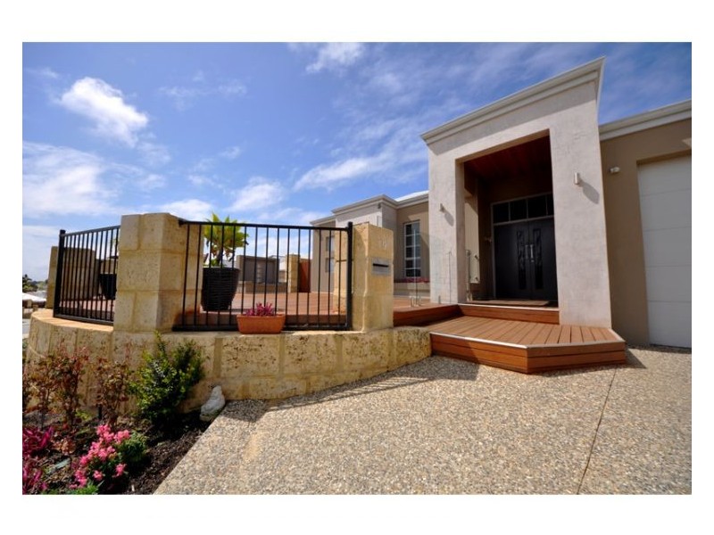 19 Black Swan Rise, Beeliar WA 6164