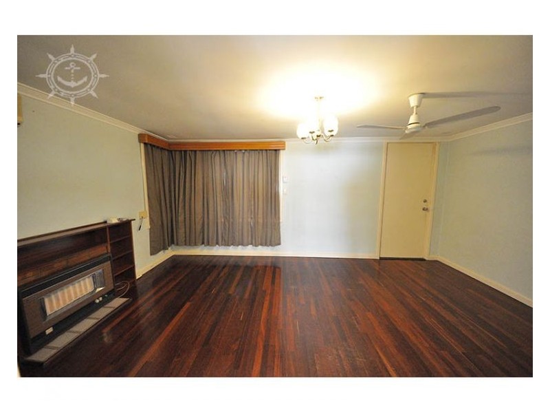 77 Gibson, Beaconsfield WA 6162