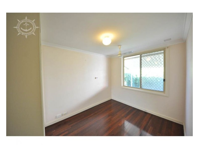 77 Gibson, Beaconsfield WA 6162