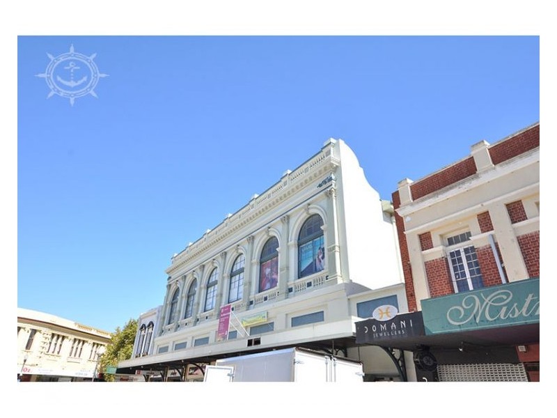 5/4 Adelaide, Fremantle WA 6160