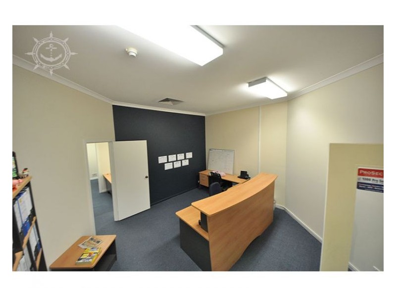 5/4 Adelaide, Fremantle WA 6160