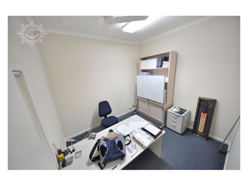 5/4 Adelaide, Fremantle WA 6160
