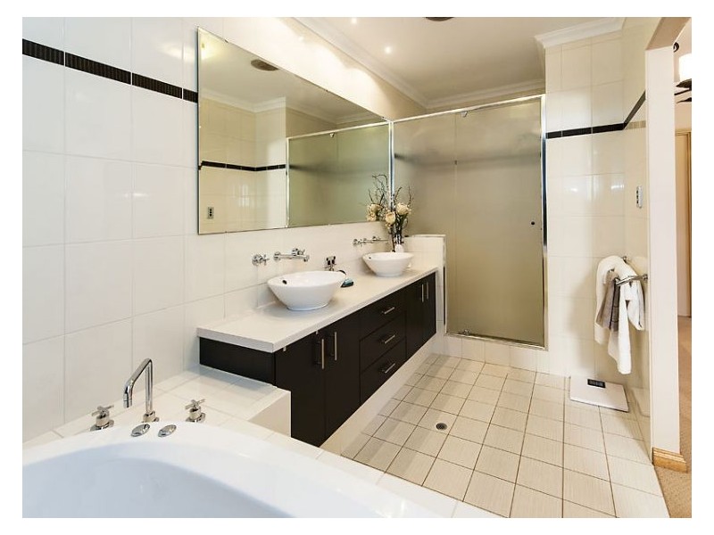 85 Gibbs, Atwell WA 6164