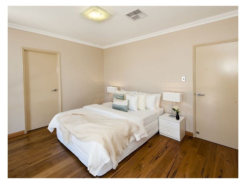 85 Gibbs, Atwell WA 6164