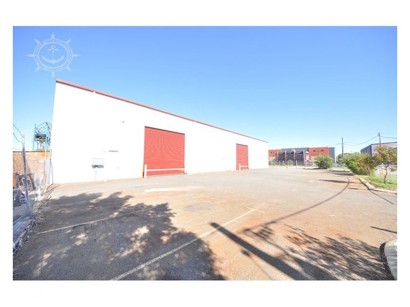 17-19 Mandarin Road, Maddington WA 6109