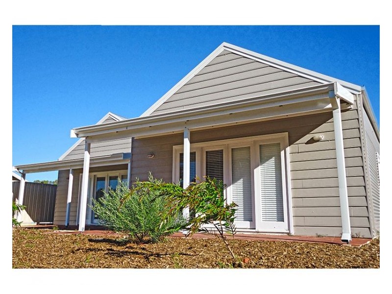 18 Hovea Street, Myalup WA 6220