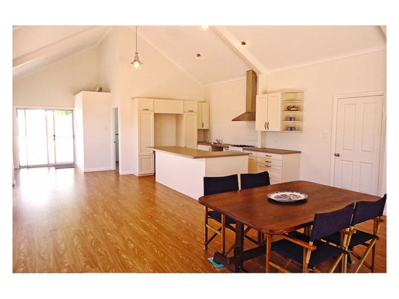 18 Hovea Street, Myalup WA 6220