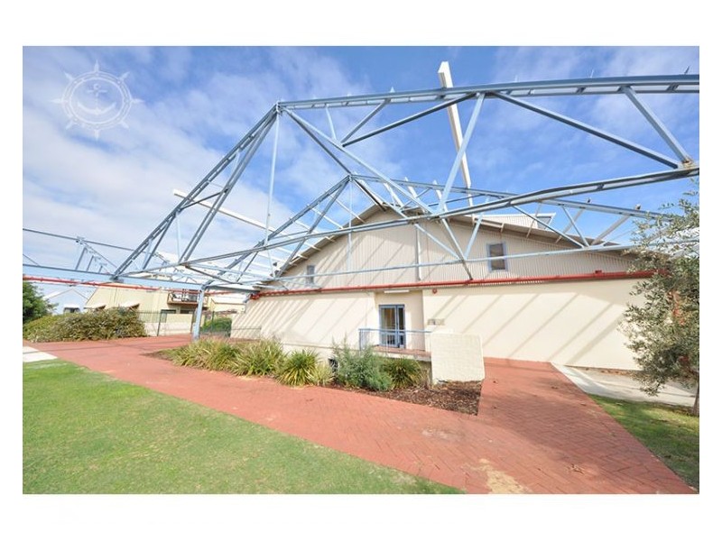 13/330 South Tce, South Fremantle WA 6162