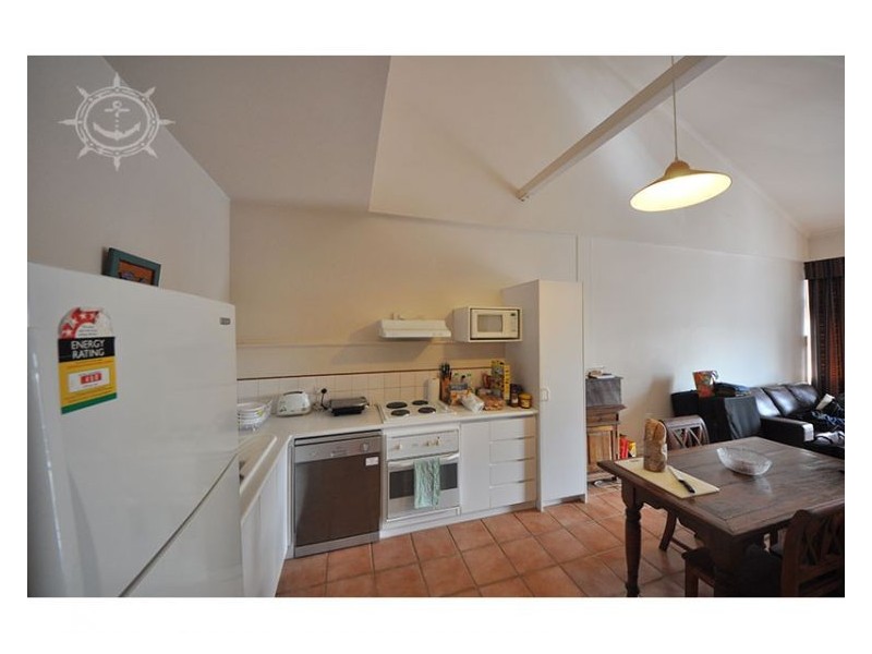 13/330 South Tce, South Fremantle WA 6162