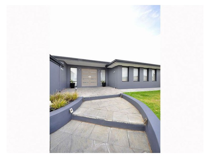 45 Belladonna Drive, Yangebup WA 6164